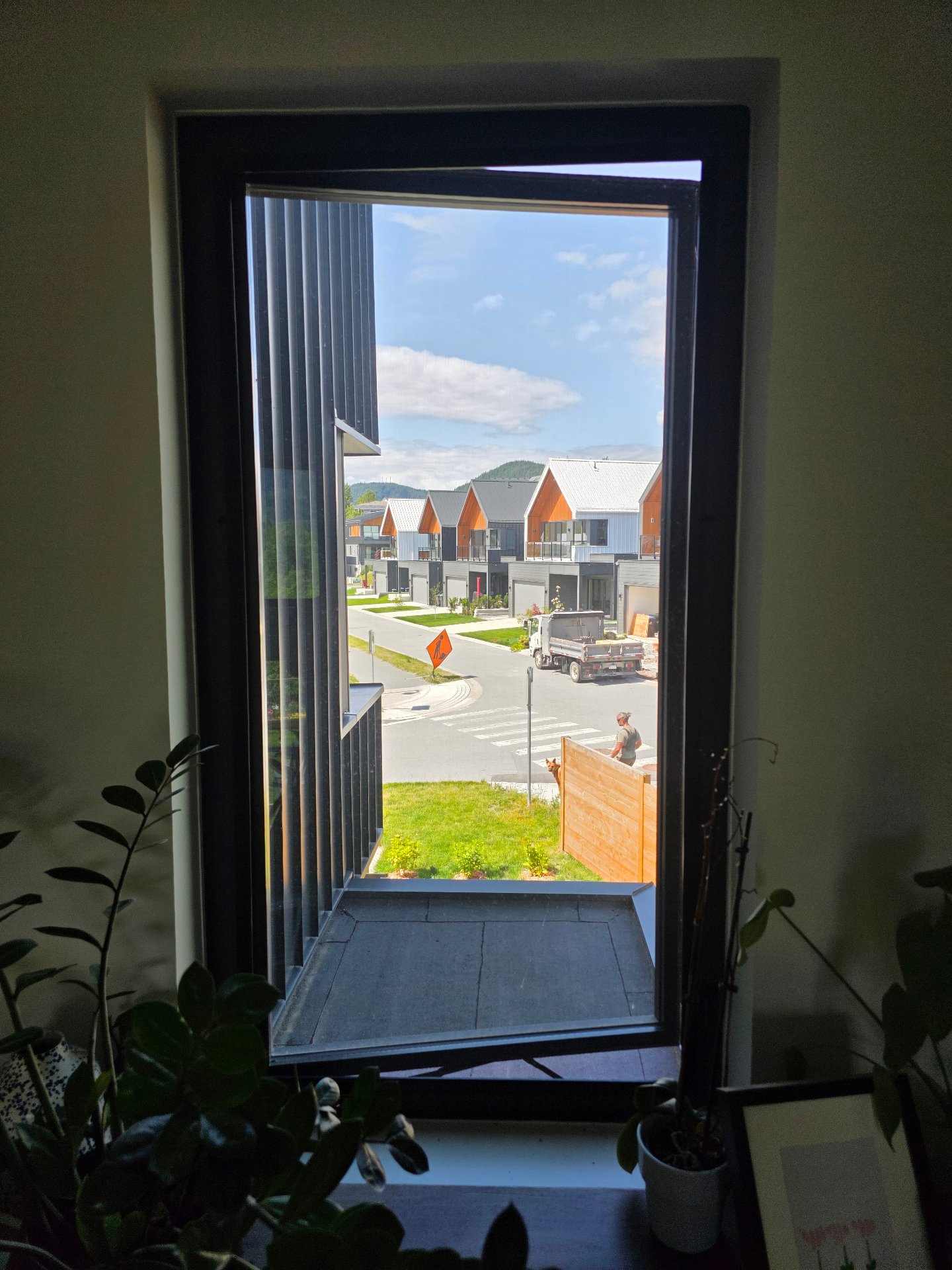 Crank-Out (Lip/Flange)